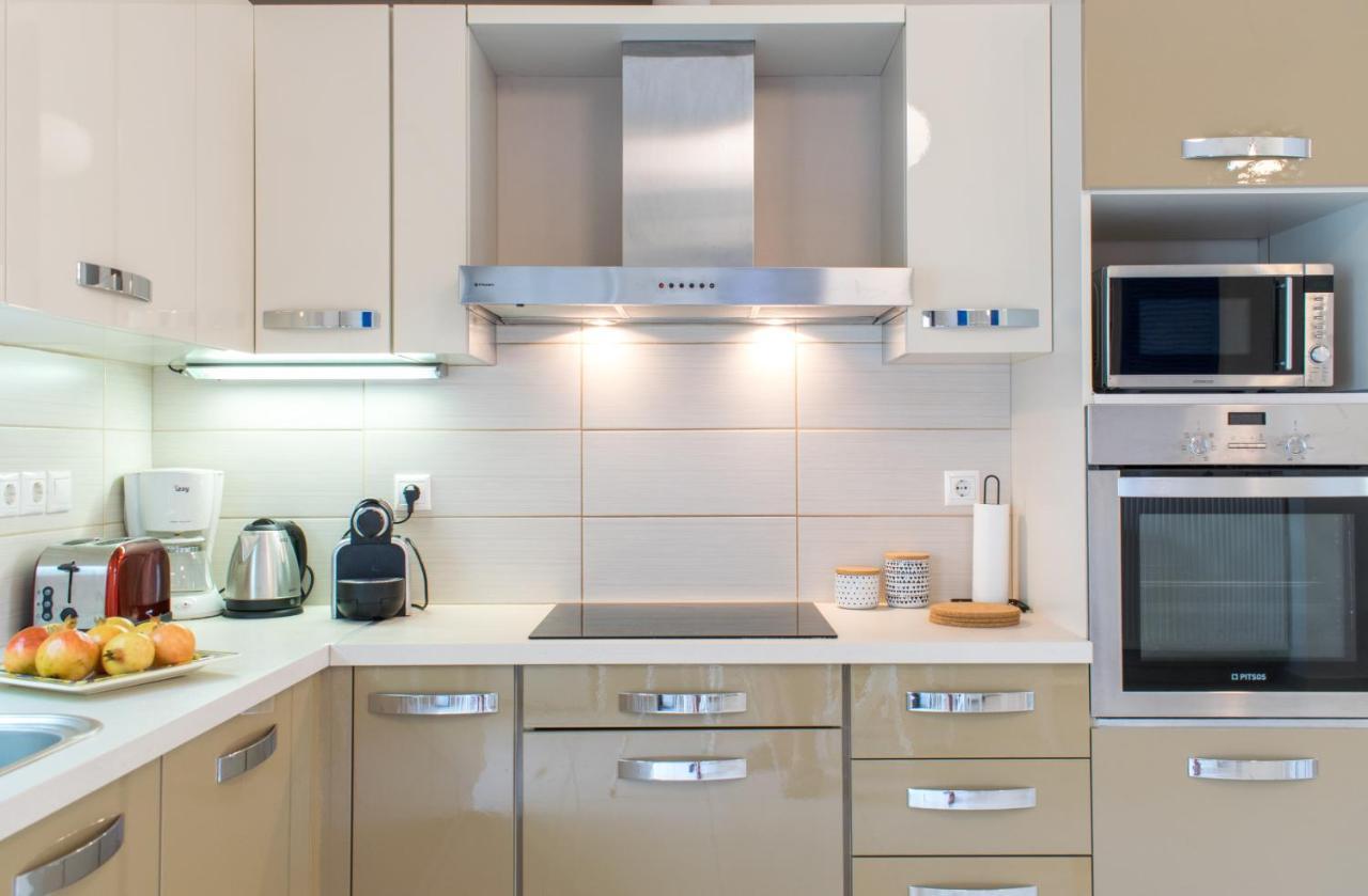 Blue Iris: Stylish Apartment Just 10 Minutes Walk From Old Town Chania Hanya Dış mekan fotoğraf